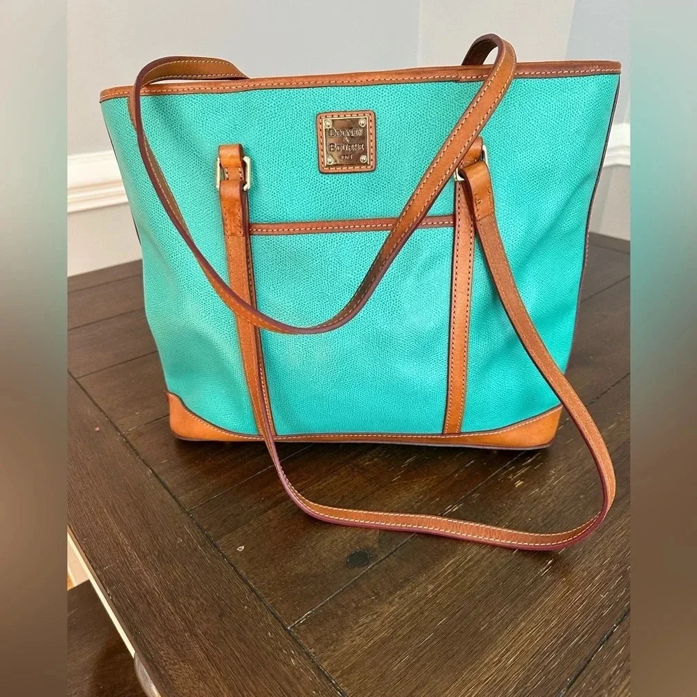 Dooney & Bourke tote bag Lexington